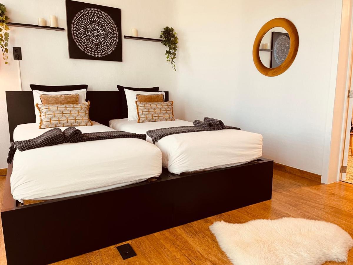 La Villa Chambre Deluxe Twin バストーニュ エクステリア 写真