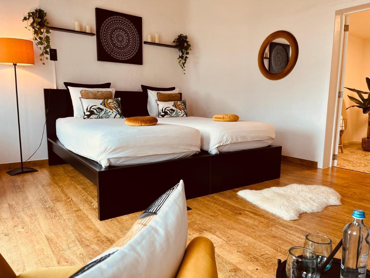 La Villa Chambre Deluxe Twin バストーニュ エクステリア 写真